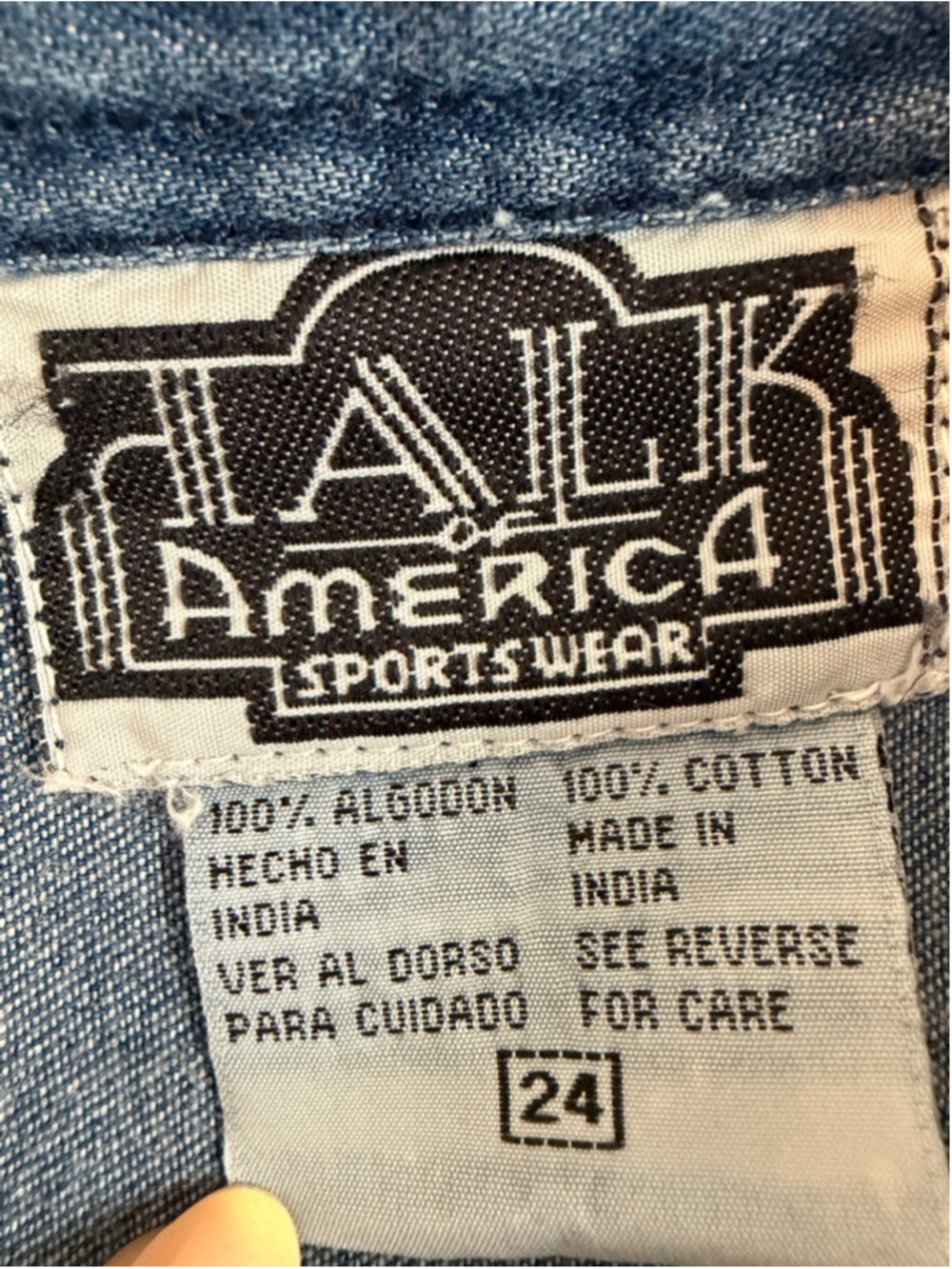 Women's VNTG TALK AMERICA SPORTSWEAR Blue Embroidered Denim Button Down Shirt 24 - Picture 4 of 6